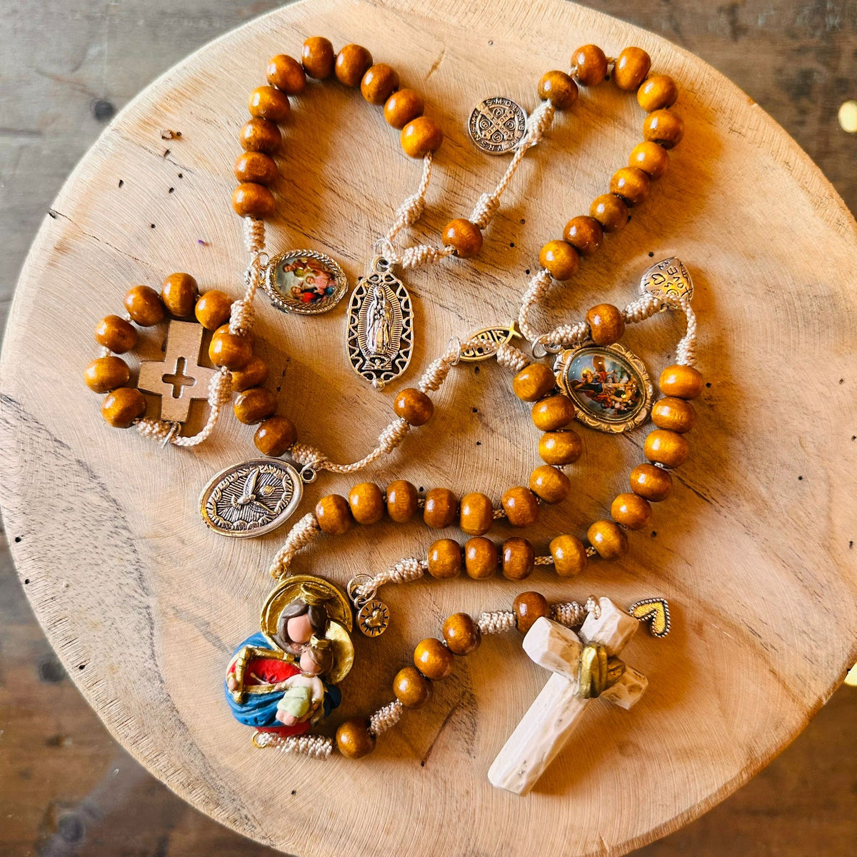 Virgen Maria Auxiliadora - Caramelo