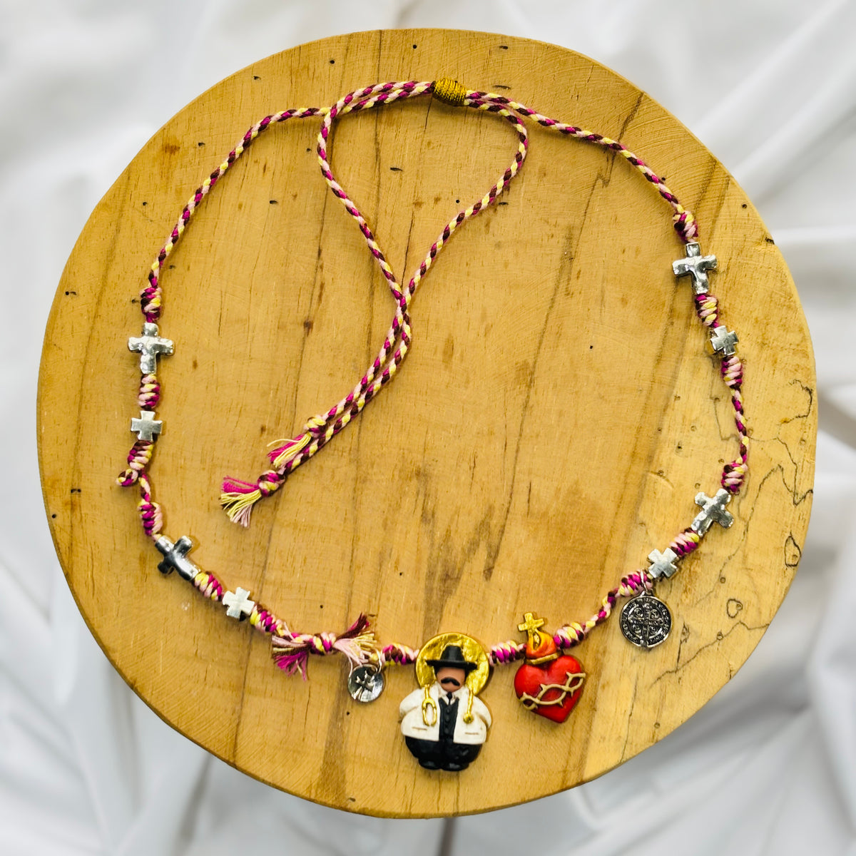 Collar Nuditos de colores San José Gregorio Hernández