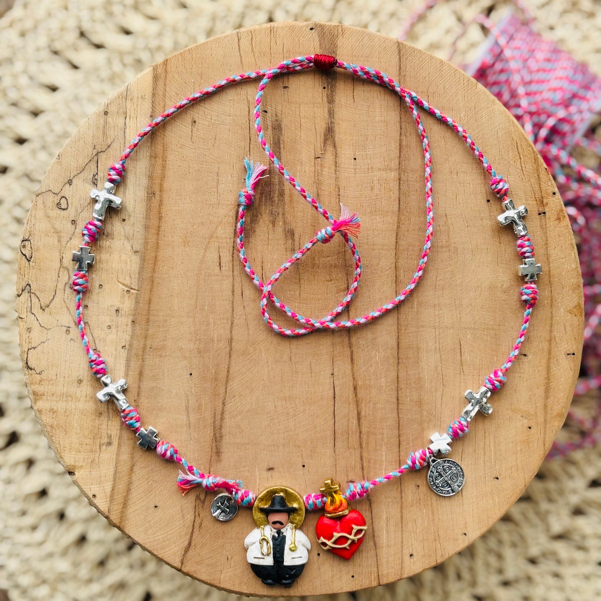 Collar Nuditos de colores San José Gregorio Hernández
